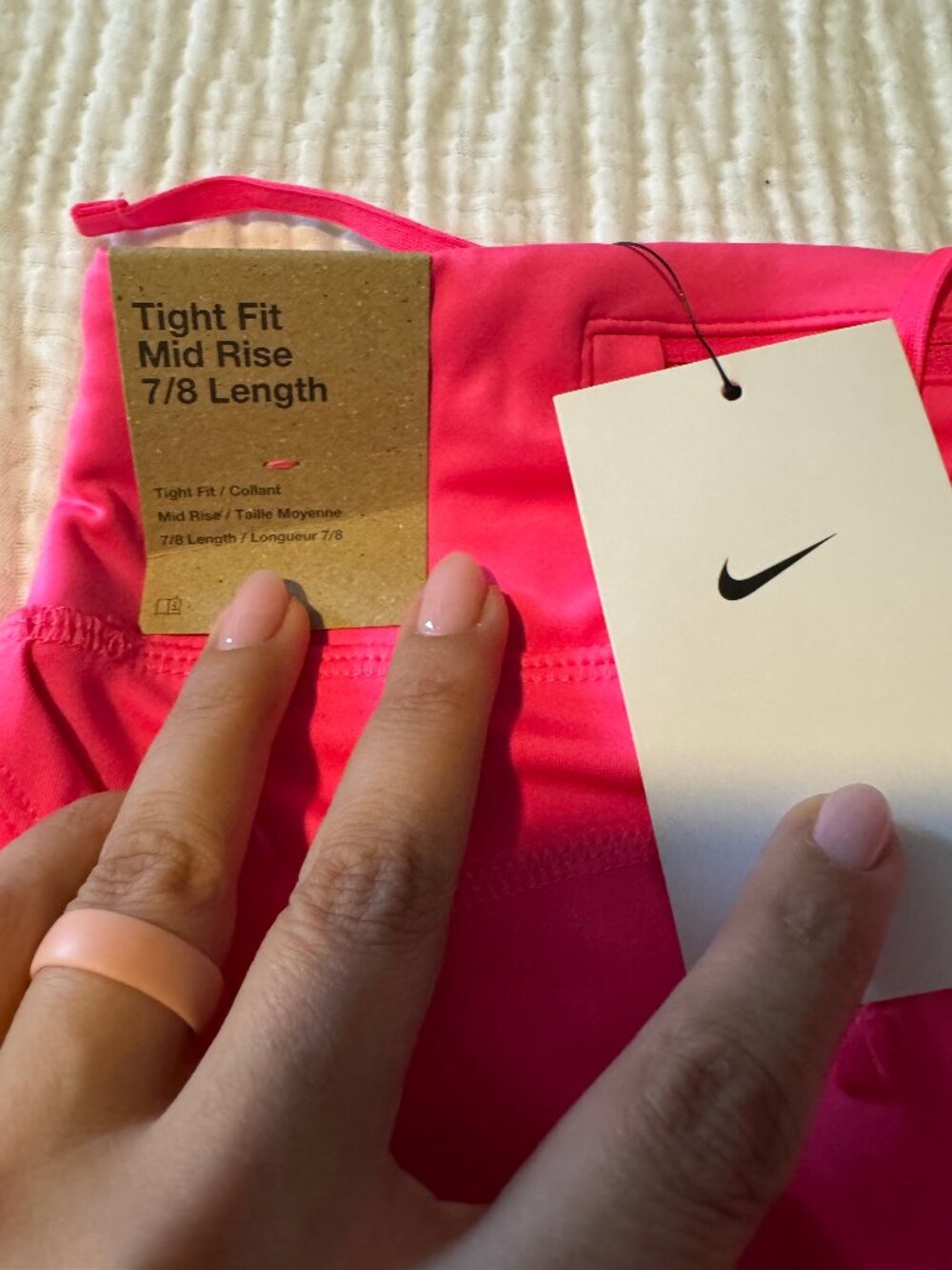 Nike Hot Pink Mid-Rise 7/8 Leggings NWT Size S - Picture 4 of 5
